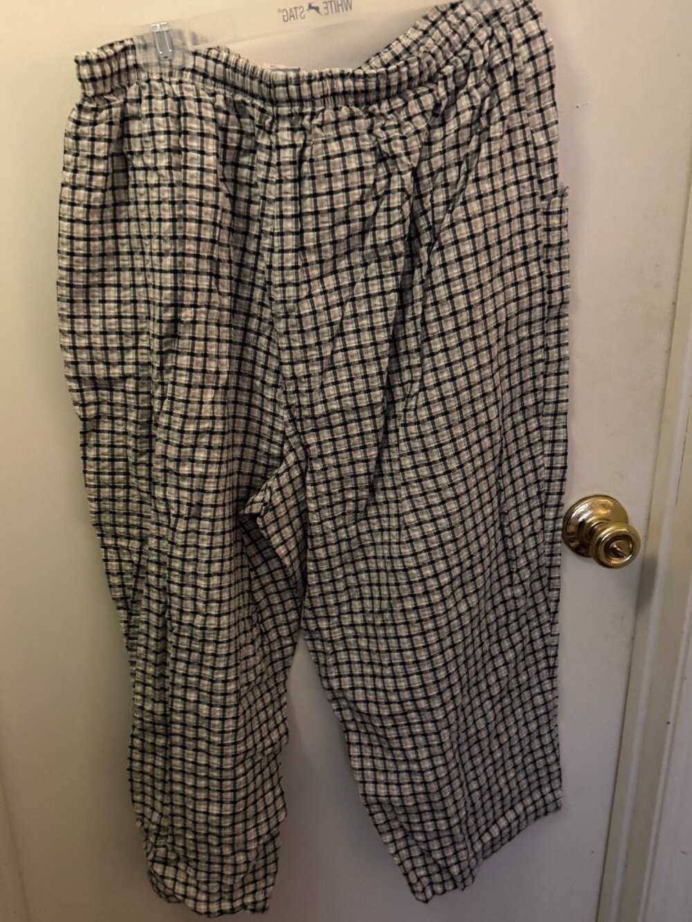 Bobbie Brooks Black and White Gingham Cropped Pants W 16-18